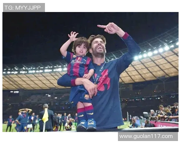 巴西足球传奇巨星宣布退役 引发全球球迷怀念与热议